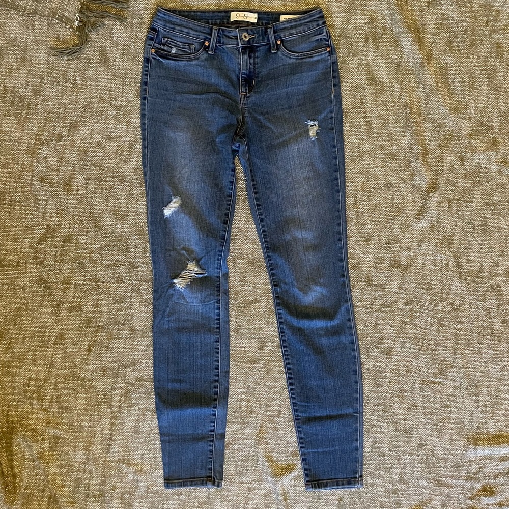 *SOLD* jessica simpson skinny jeans